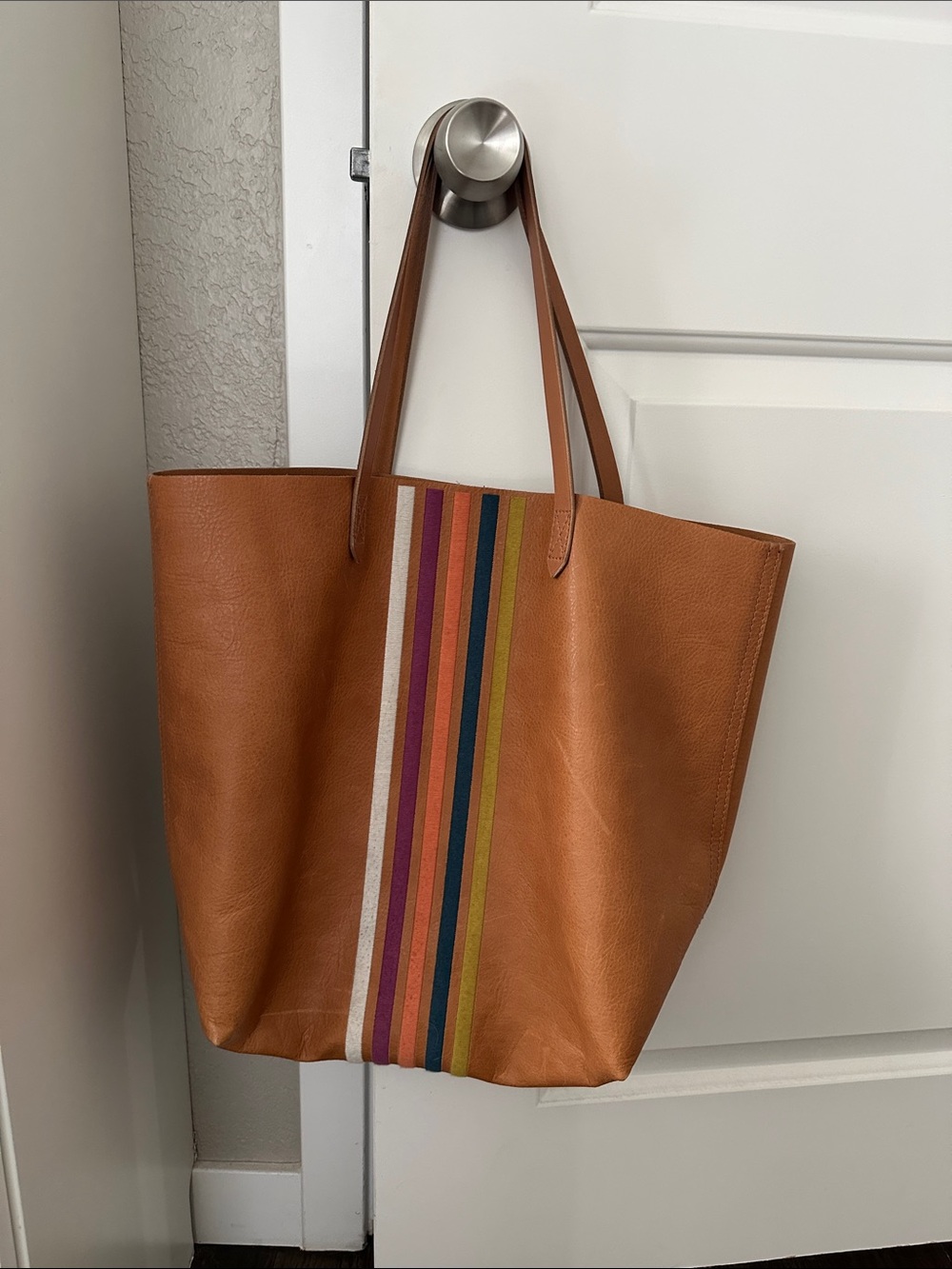 Madewell large tote with embroidered accent and interior zipper